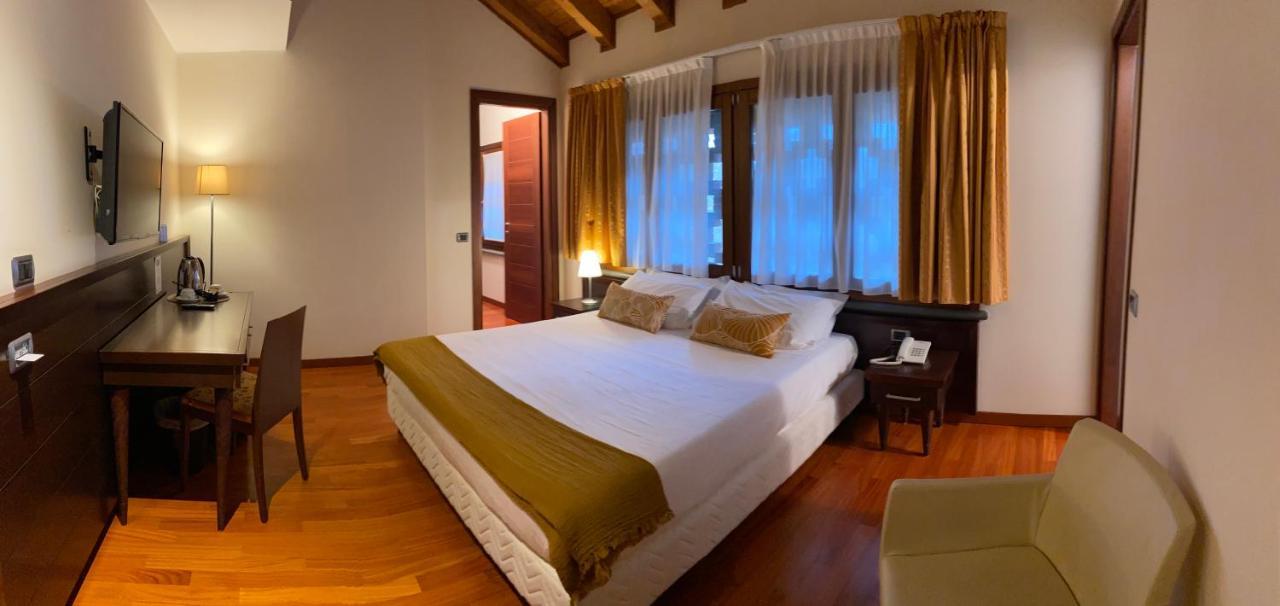 Country Hotel Castelbarco Vaprio dʼAdda Exterior foto